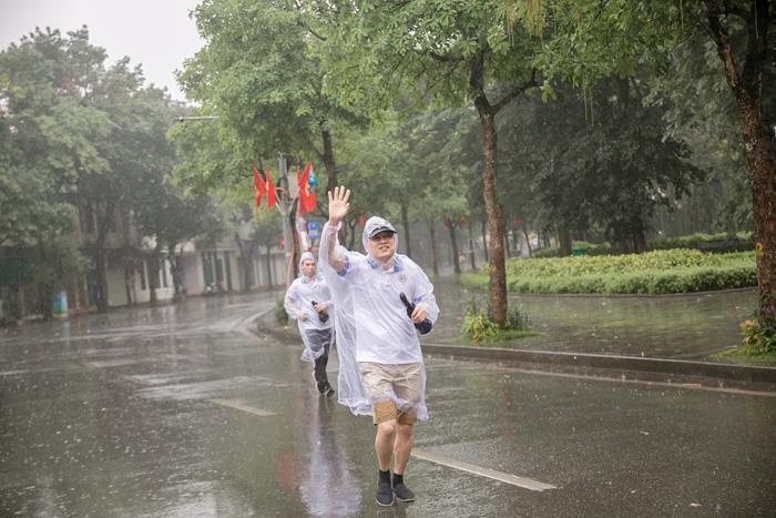 Tổng Giám đốc DATC Phạm Mạnh Thường tham gia phong trào đi bộ, chạy bộ  “Kết nối trái tim”
